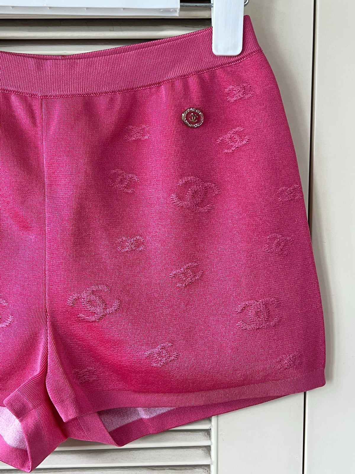 Chanel embossed logo knit shorts