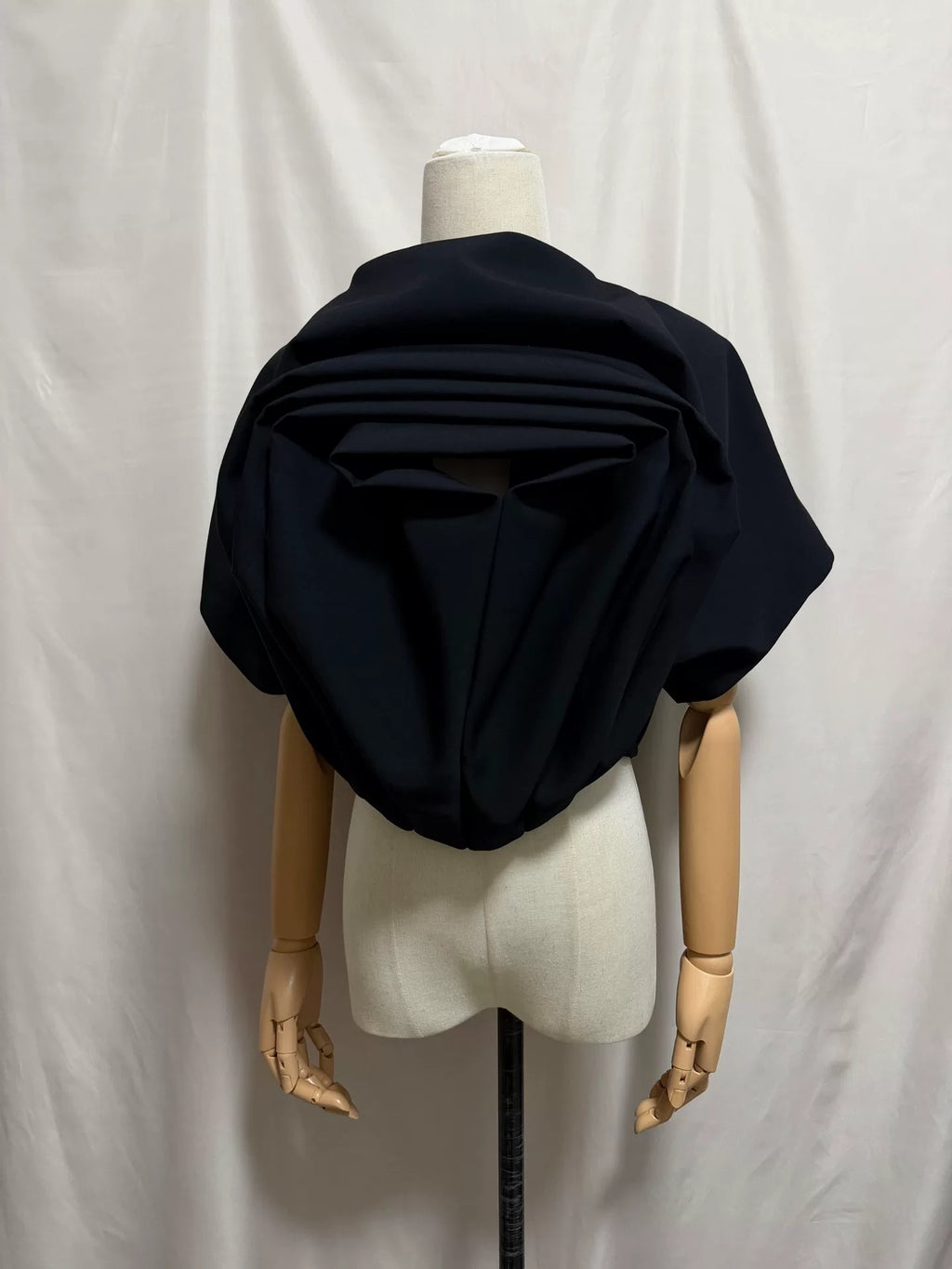 Comme des Garçons Rei Kawakubo 2021 Spring/Summer Rose Folded Top