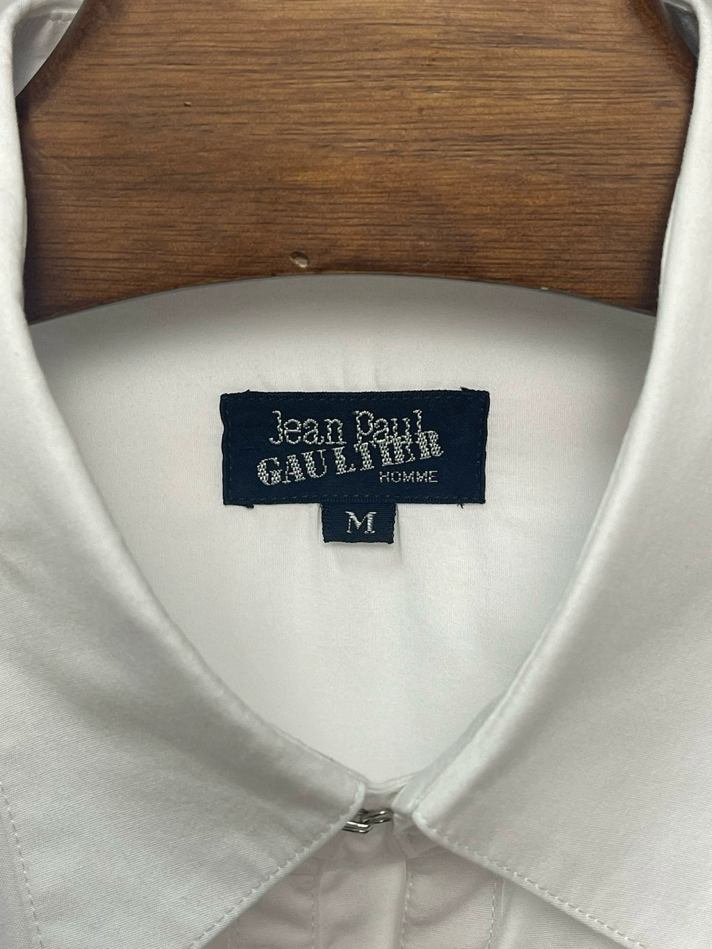 Jean Paul GAULTIER U-shaped button white shirt