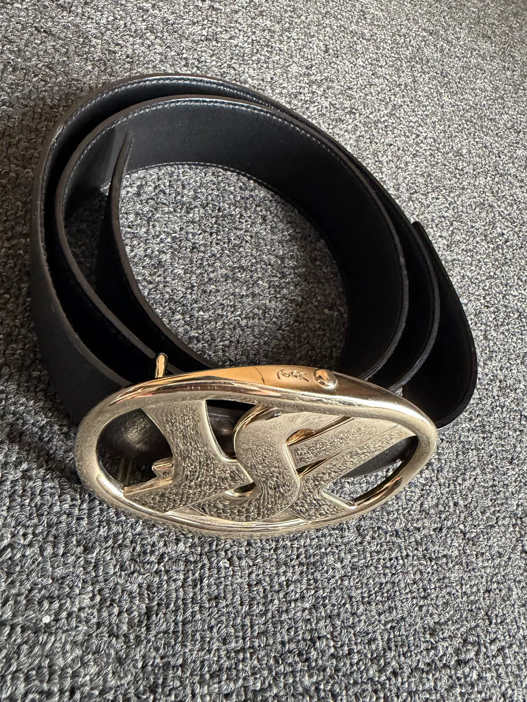 AW2003 Yves Saint Laurent Silver Buckle Leather Belt