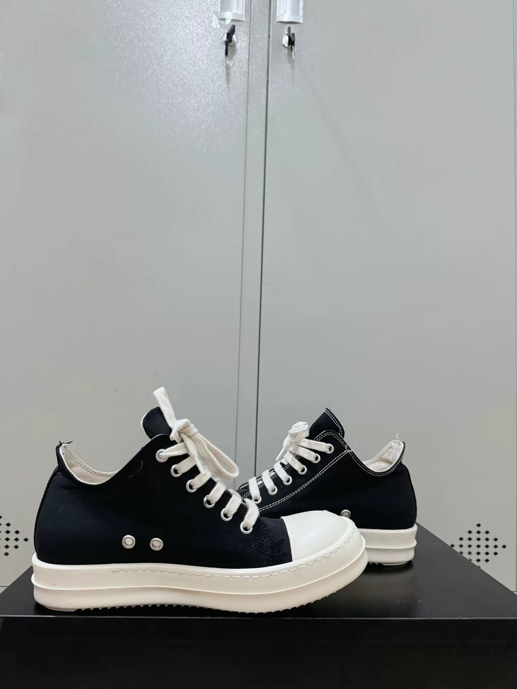 Rick Owens DRKSHDW lace-up low-top Sneakers | Black