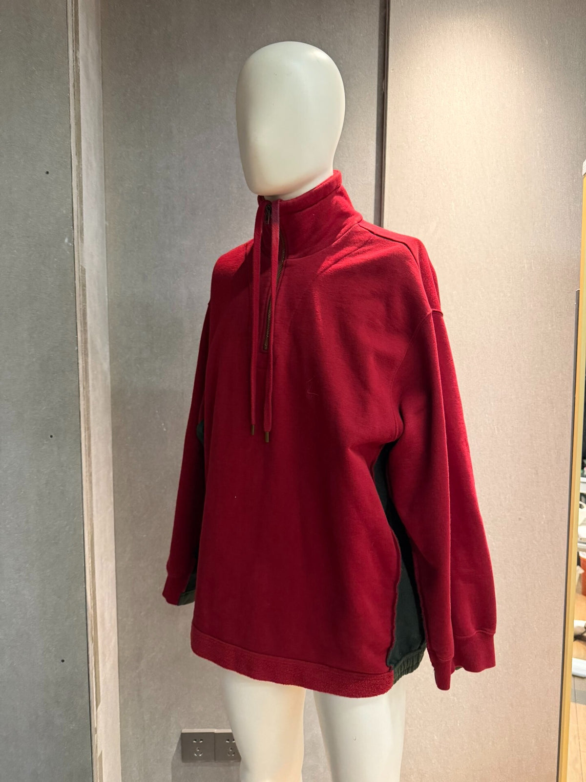 Vetements AW19 'Elephantroom' Sweater