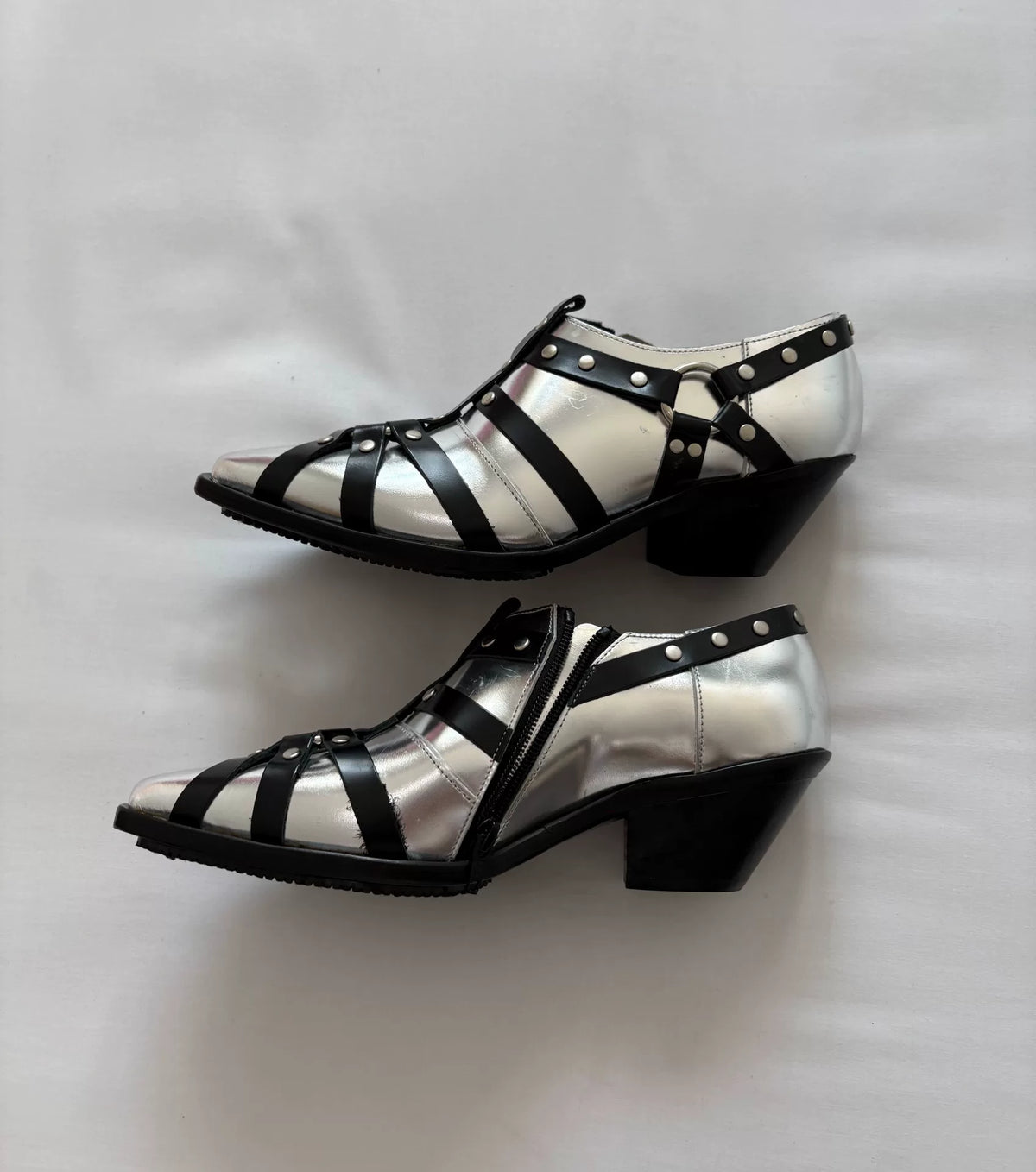 JUNYA WATANABE strap‑and‑rivet pointed‑toe shoes