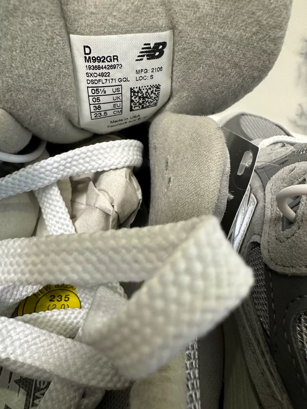 New Balance 992 M992GR Grey Suede Mesh Sneakers
