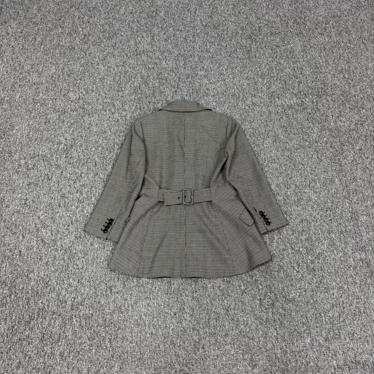 Louis Vuitton LV runway piece houndstooth blazer