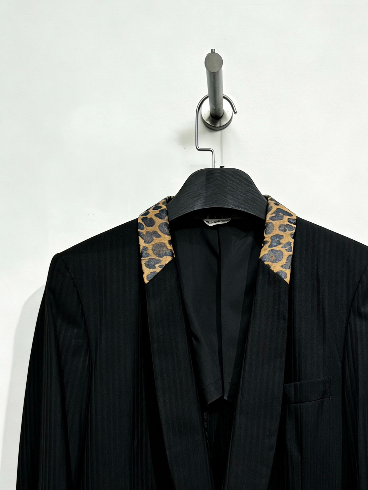COMME des GARCONS Leopard Print Collar Showpiece Coat