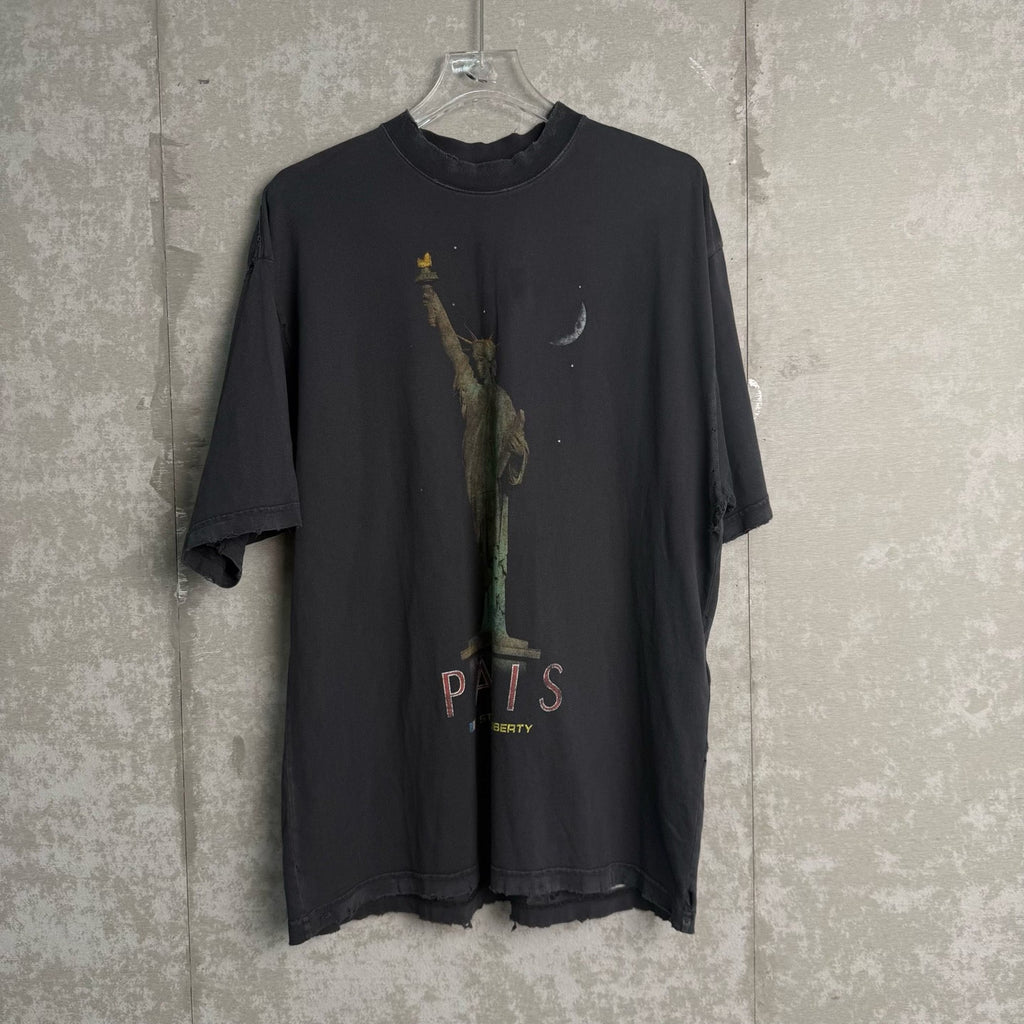 Balenciaga Statue of Liberty Print Distressed Short-Sleeve T-Shirt