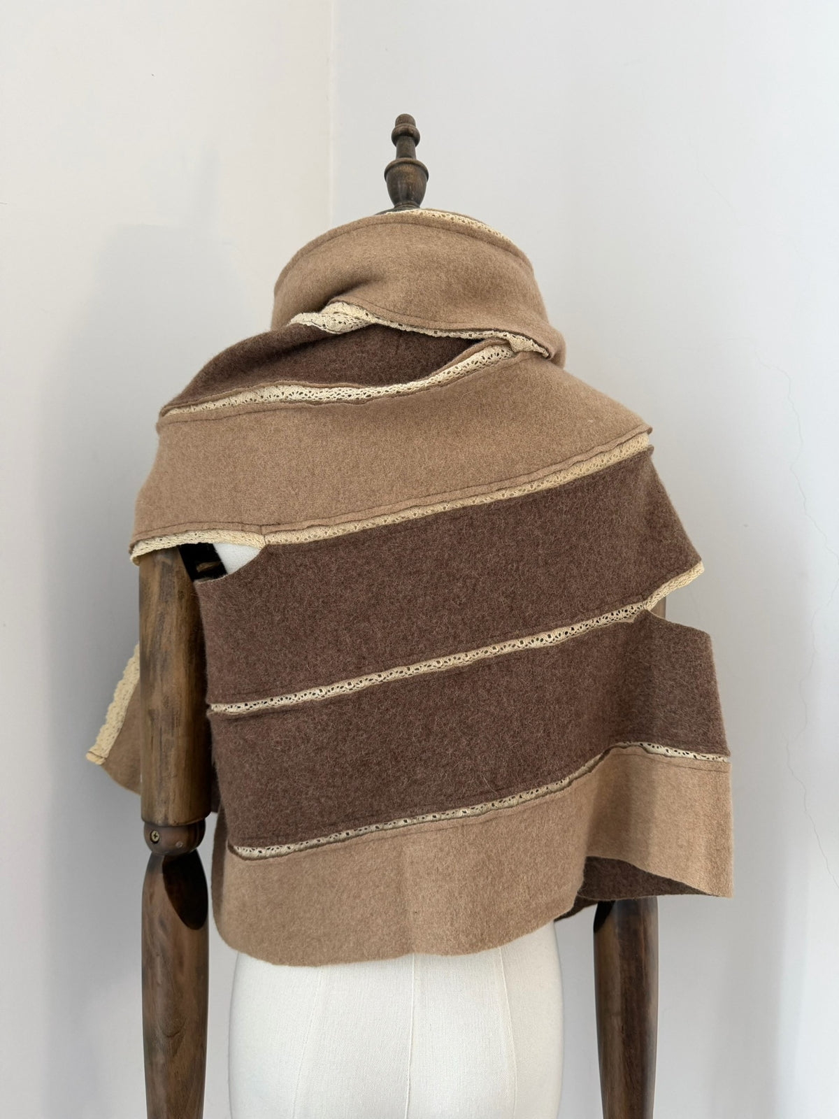 Comme Des Garcons Rei Kawakubo 2005 Tricot line deformed cape top