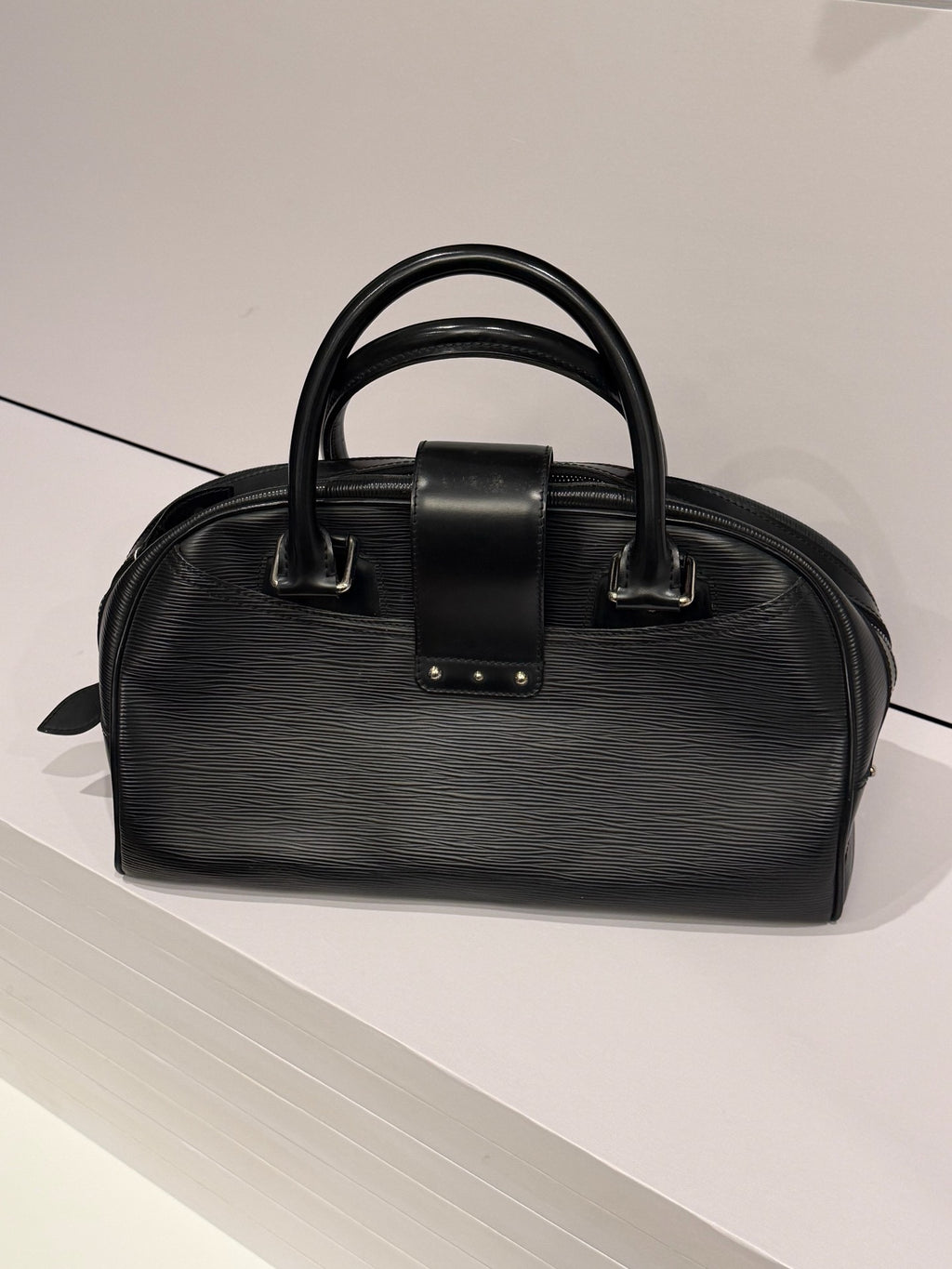 Louis Vuitton Montaigne Tote Bag