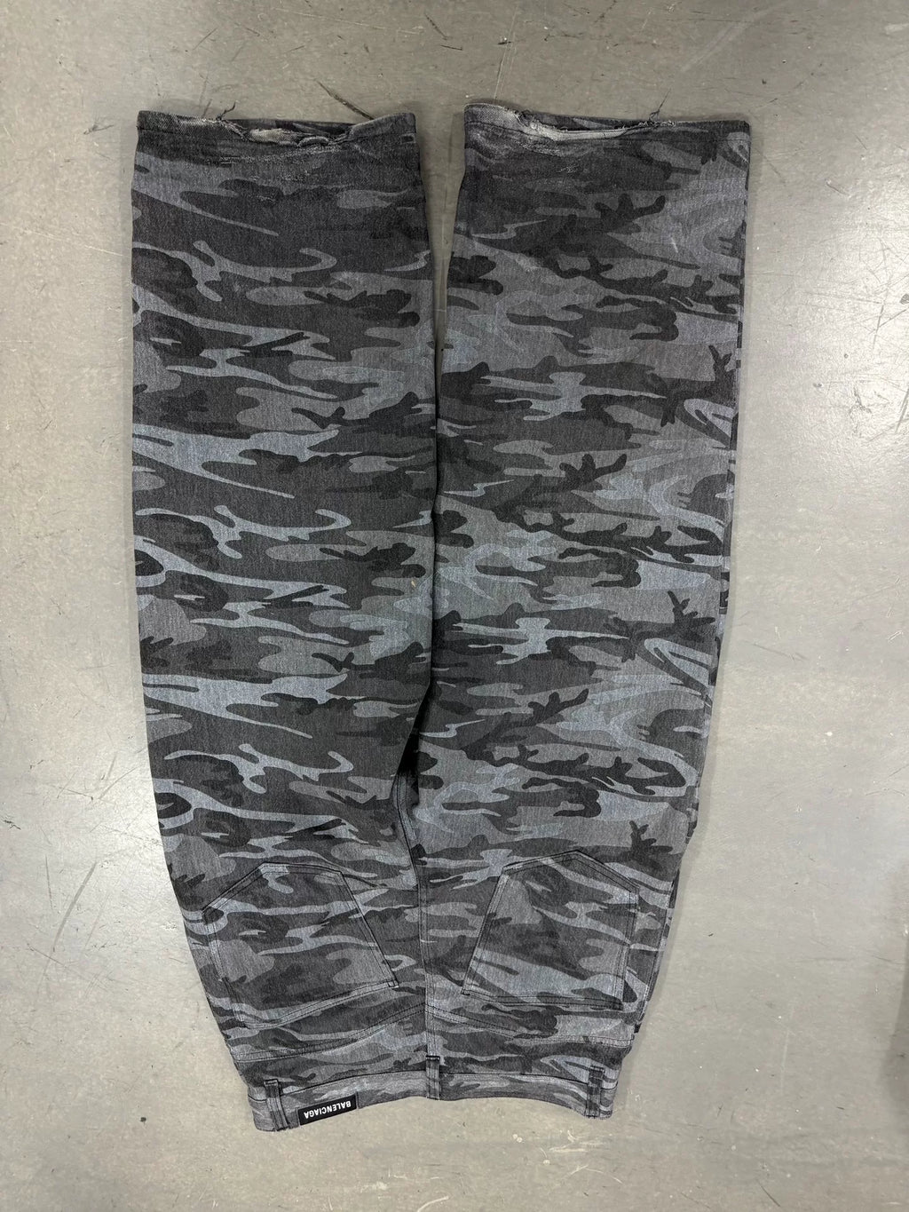 Balenciaga SS21 Camo Baggy Pants