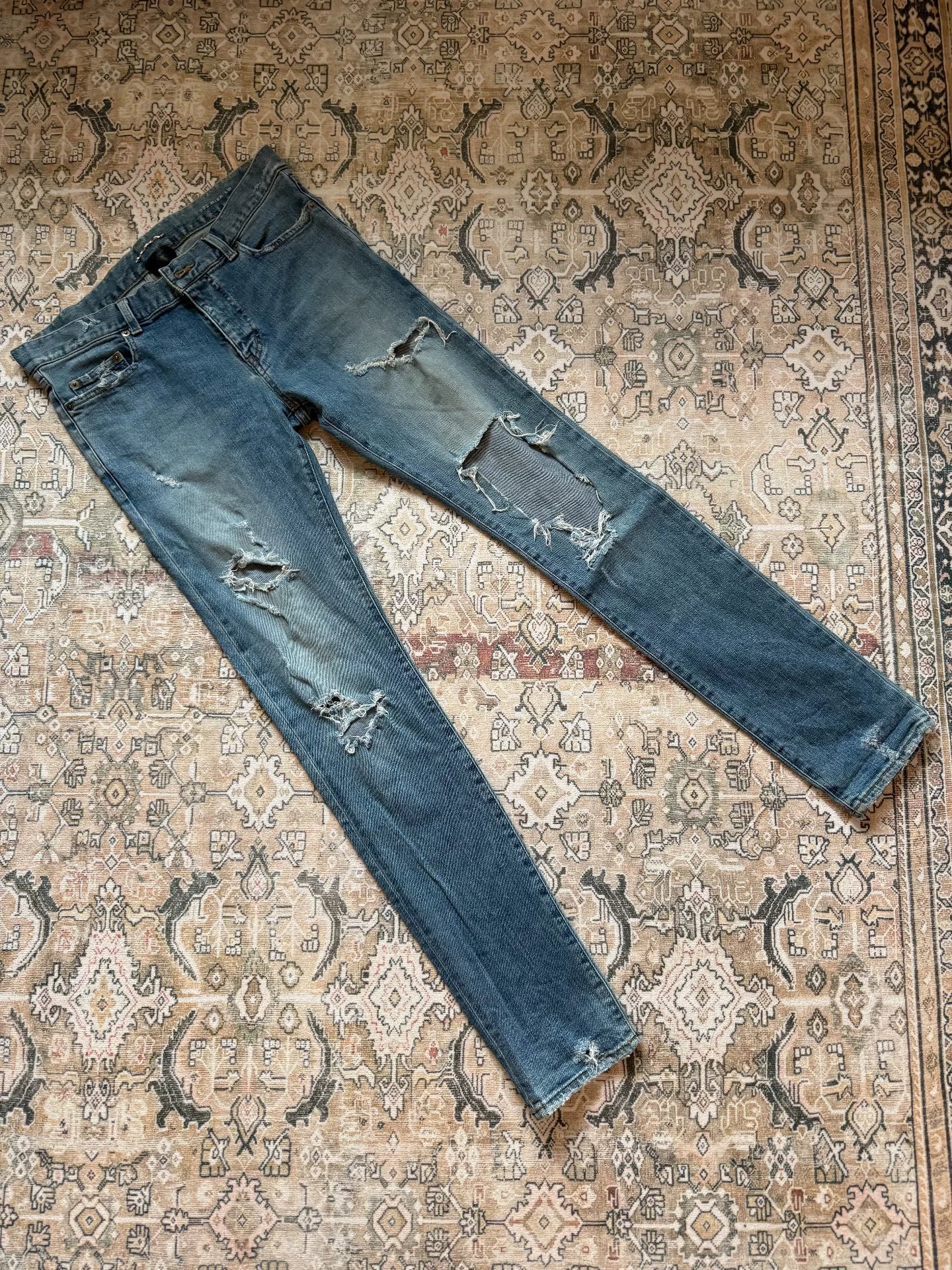 Saint Laurent Hedi D02 Distressed Jeans