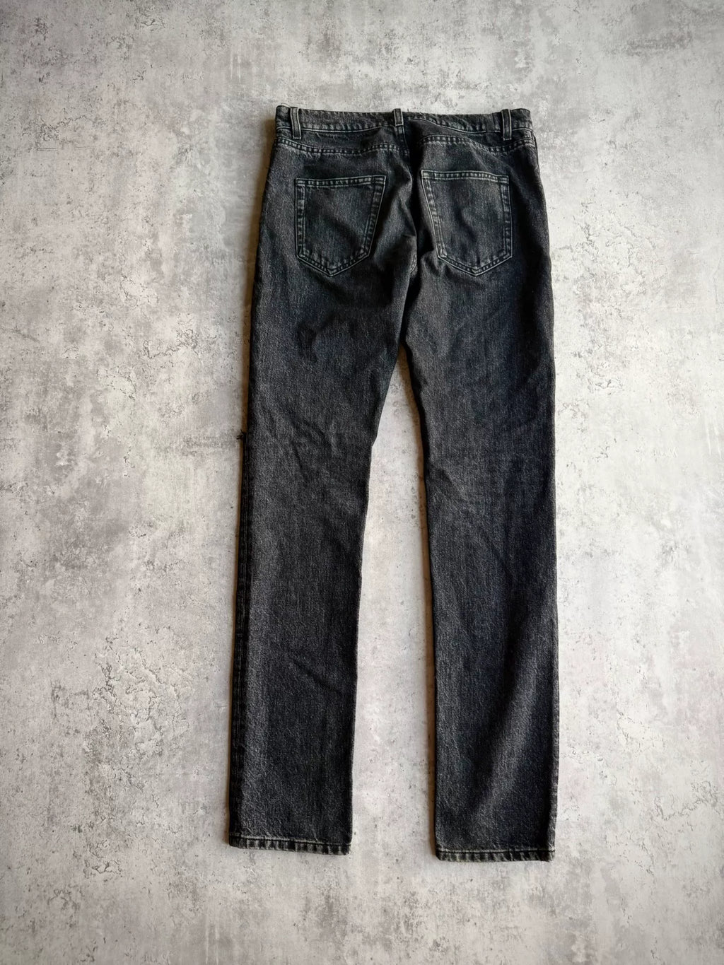 Saint Laurent 18AW D02 Washed Distressed Gray Jeans by Anthony Vaccarello
