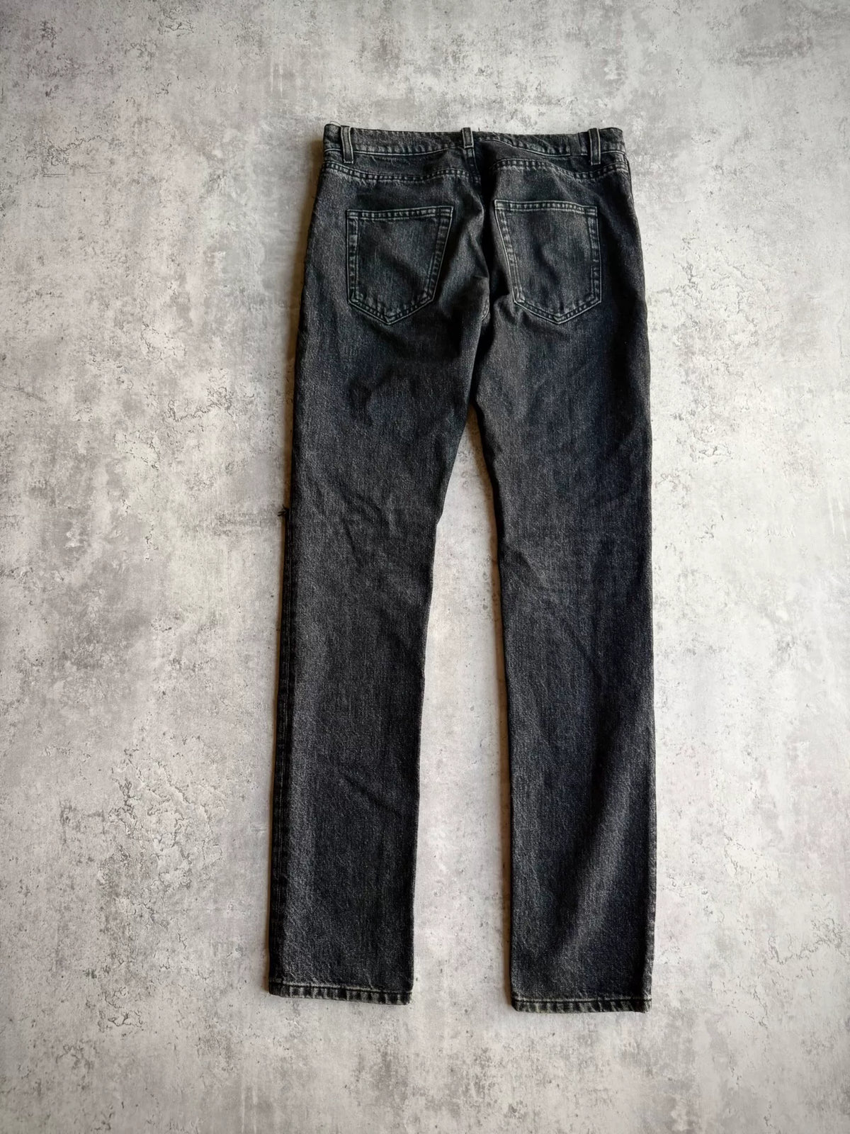 Saint Laurent 18AW D02 Washed Distressed Gray Jeans by Anthony Vaccarello