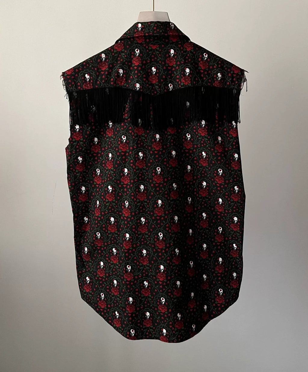 Number (N)ine 06SS Skull Rose sleeveless shirt