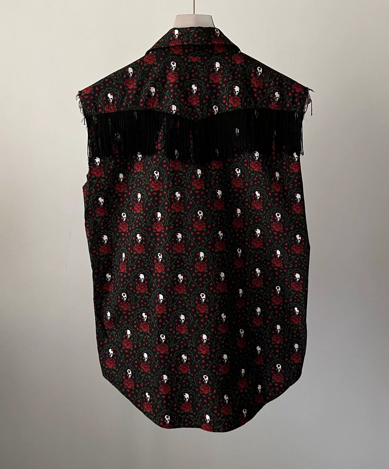Number (N)ine 06SS Skull Rose sleeveless shirt