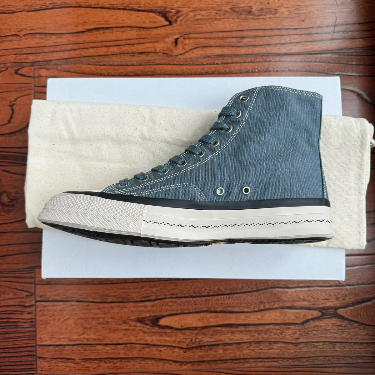 Visvim 26SS SKAGWAY HI Thin-Sole High-Top Canvas Shoes