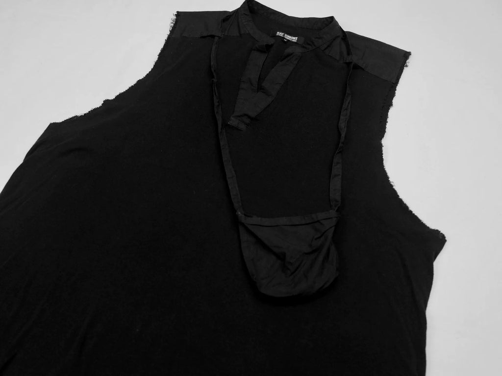2004 Spring/Summer Raf Simons epaulet sleeveless vest