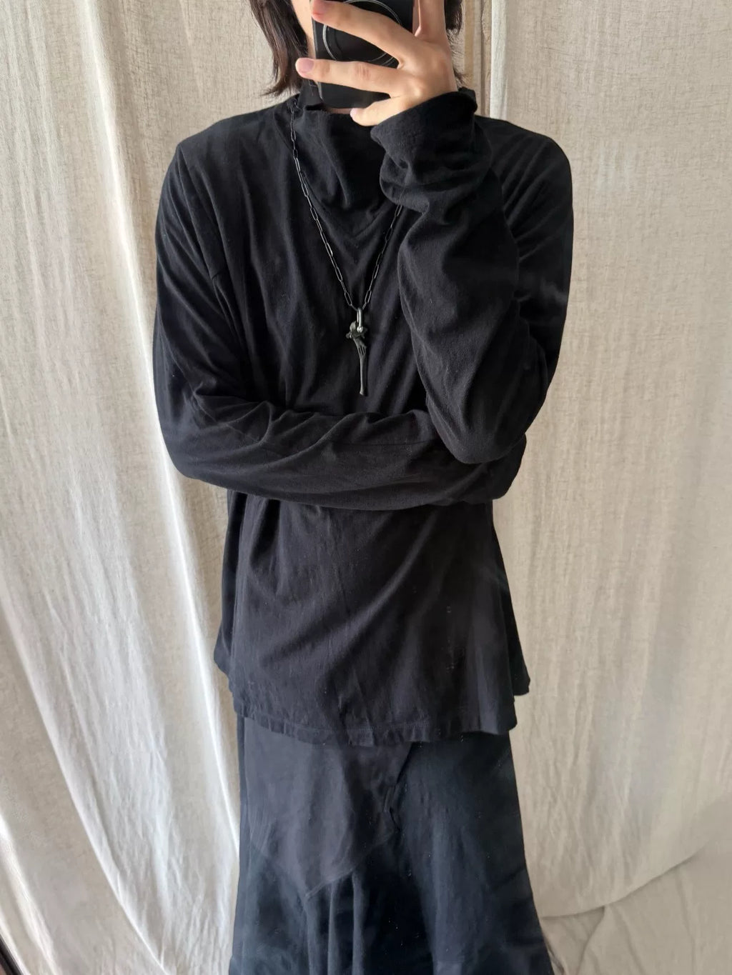 Julius V-Cut Turtleneck Nop Jersey Sweater