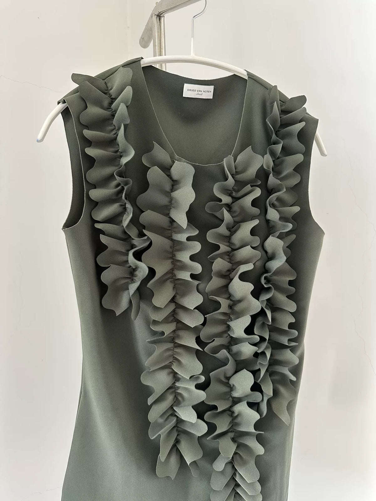 Dries van Noten 24SS three-dimensional pleated floral sleeveless vest