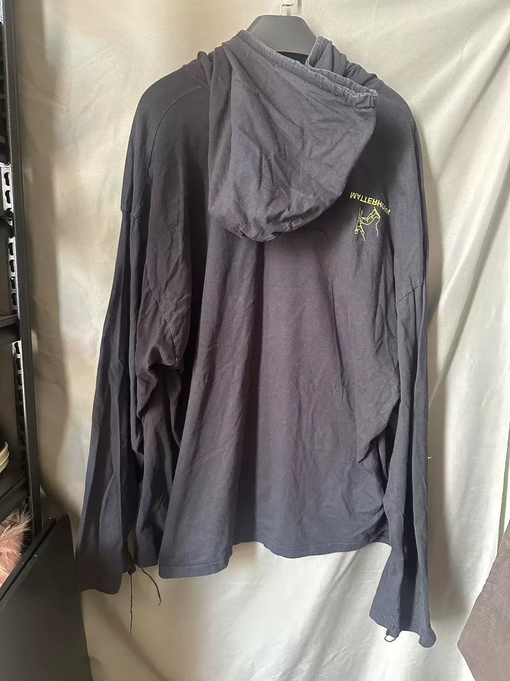 Vetements thin 18SS upside-down person hoodie