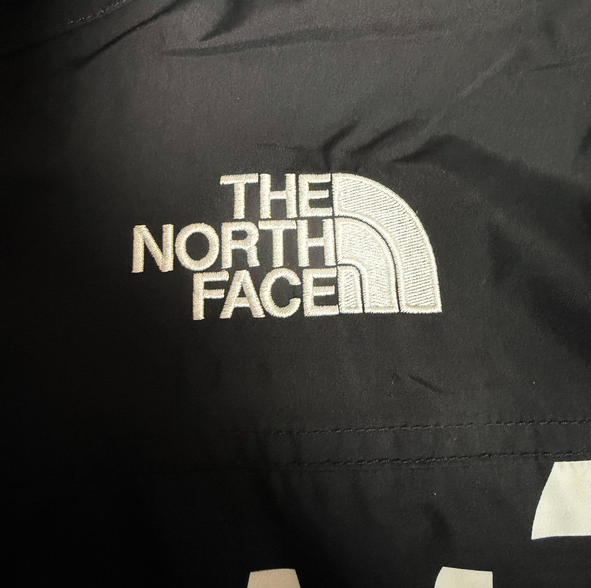 Supreme The North Face 15AW Mountain Pullover Shell Jacket
