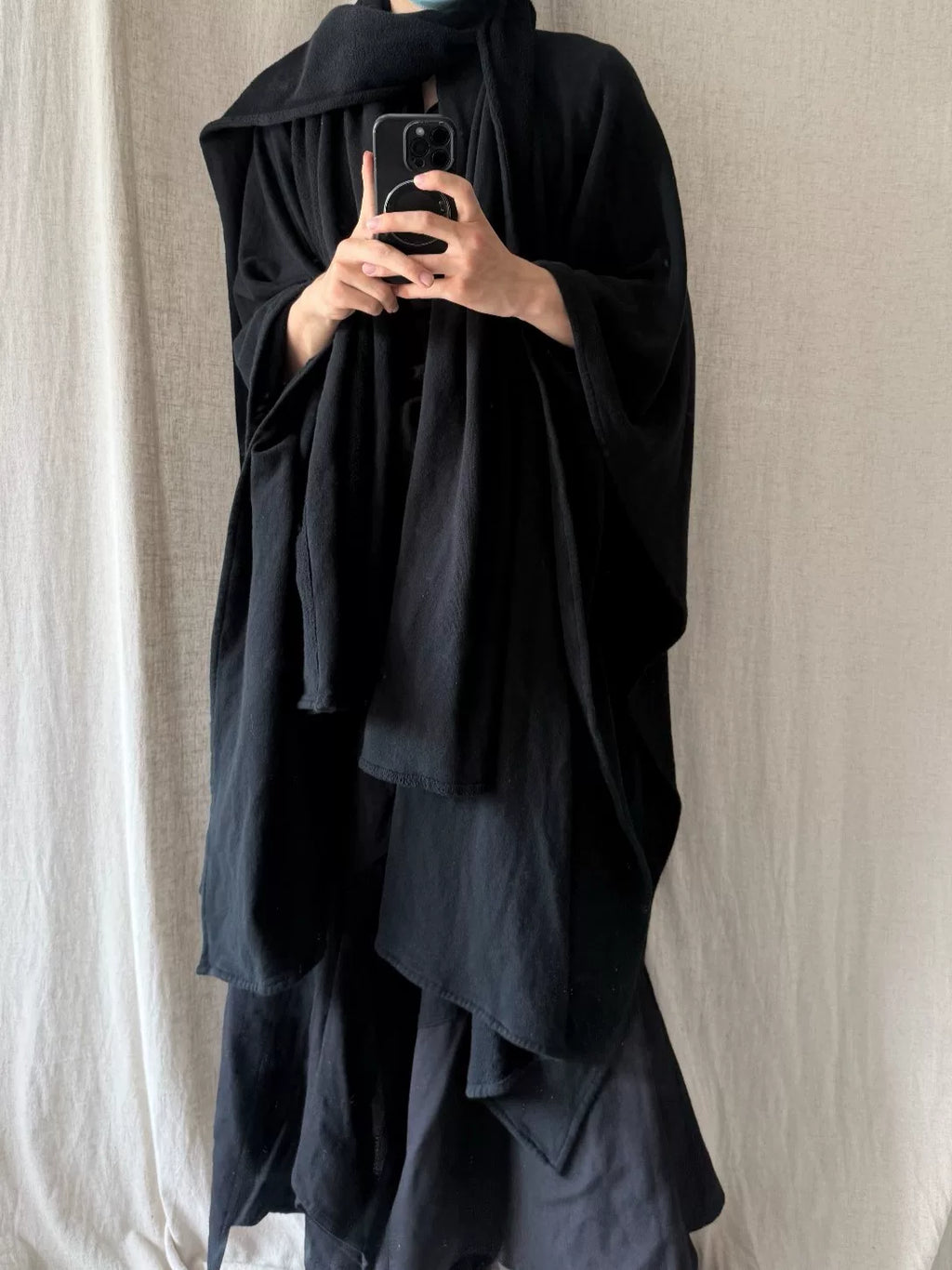 Yohji Yamamoto 12aw Runway Deconstructed Scarf Cape